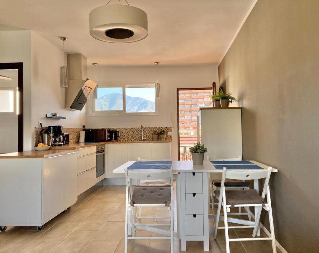 פואנגירולה Top Floor Apartment With Two Balconies מראה חיצוני תמונה